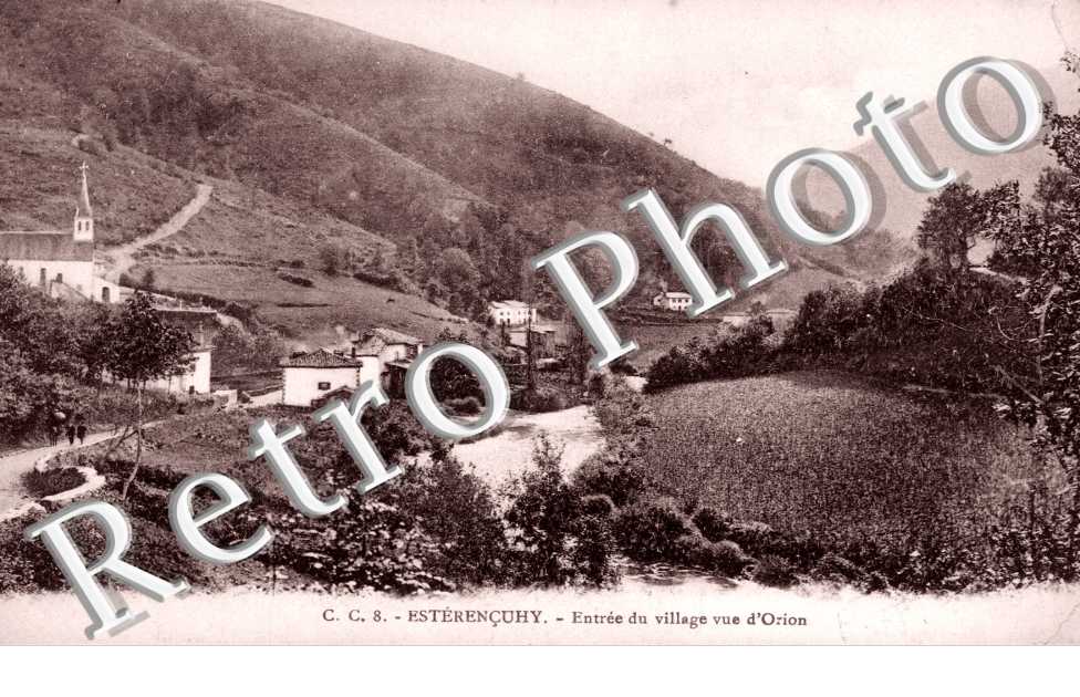 Entree du village vue d'Orion