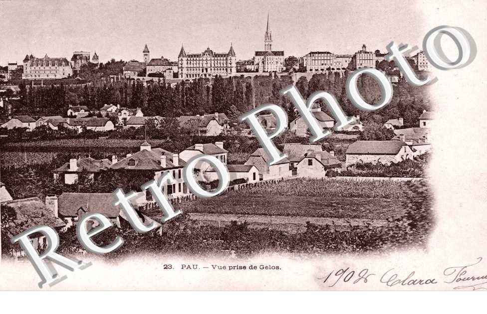 Vue prise de Gelos