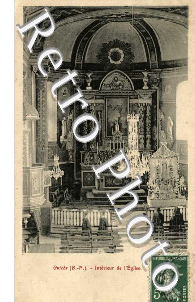 Interieur de l'eglise