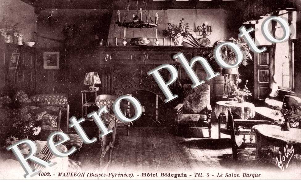 Hotel Bidegain, le Salon Basque