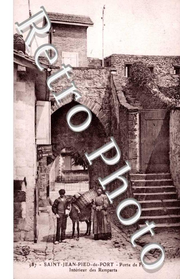 Porte de France, Interieur des Remparts