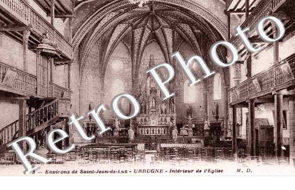 Interieur de l'eglise