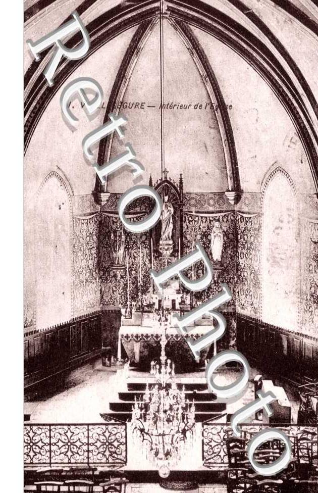 Interieur de l'eglise