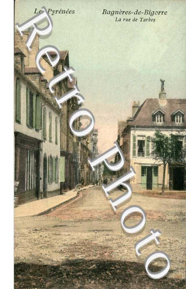 Bagneres-de-Bigorre, la Rue de Tarbes