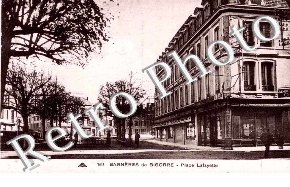 Bagneres-de-Bigorre, Place Lafayette