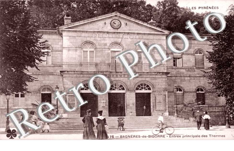 Bagneres-de-Bigorre, Entree Principale des Thermes