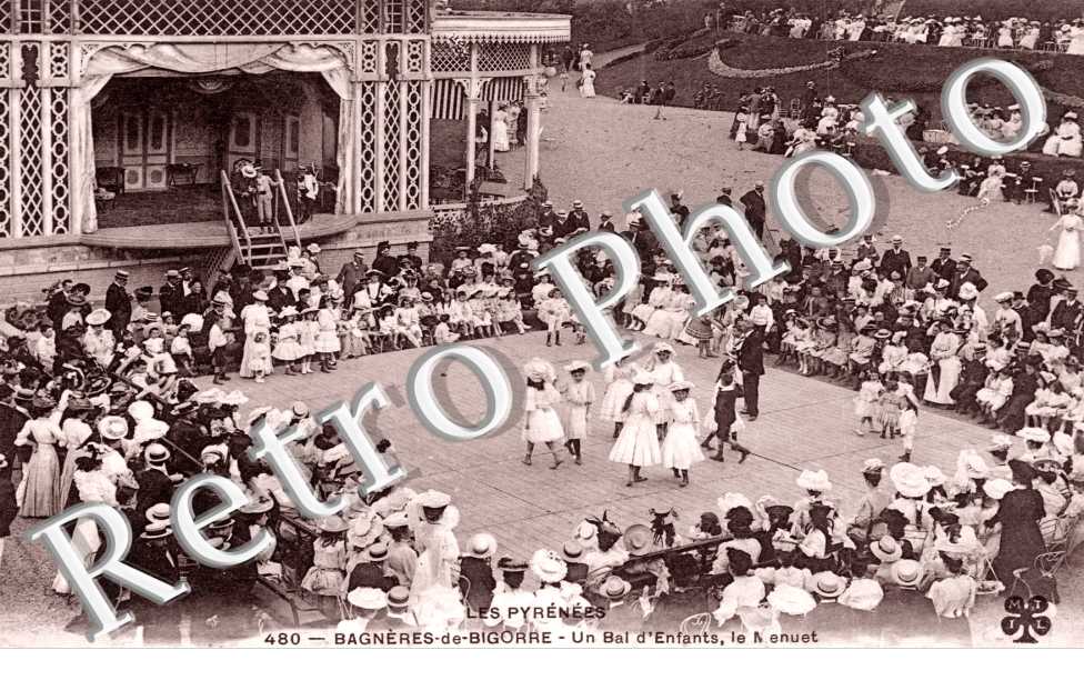 Bagneres-de-Bigorre, Un Bal d'Enfants, le Menuet