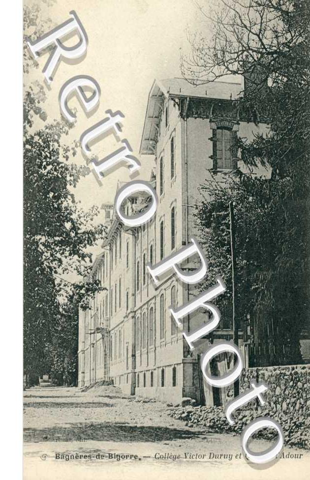 Bagneres-de-Bigorre, College Victor Duruy et Quai de l'Adour