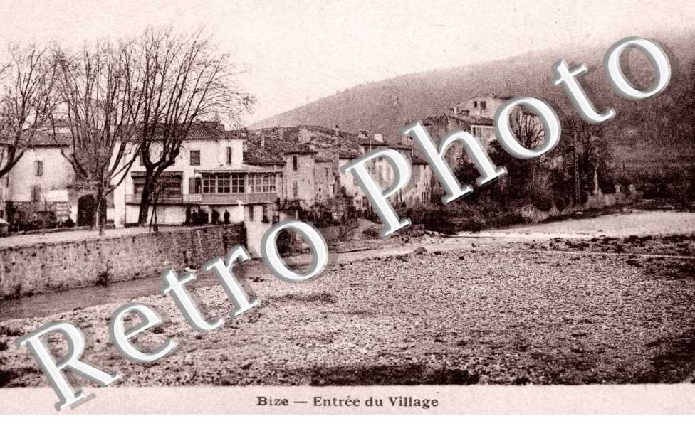 lentree du village