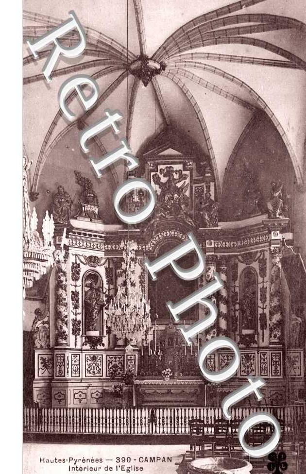 Interieur de l'eglise