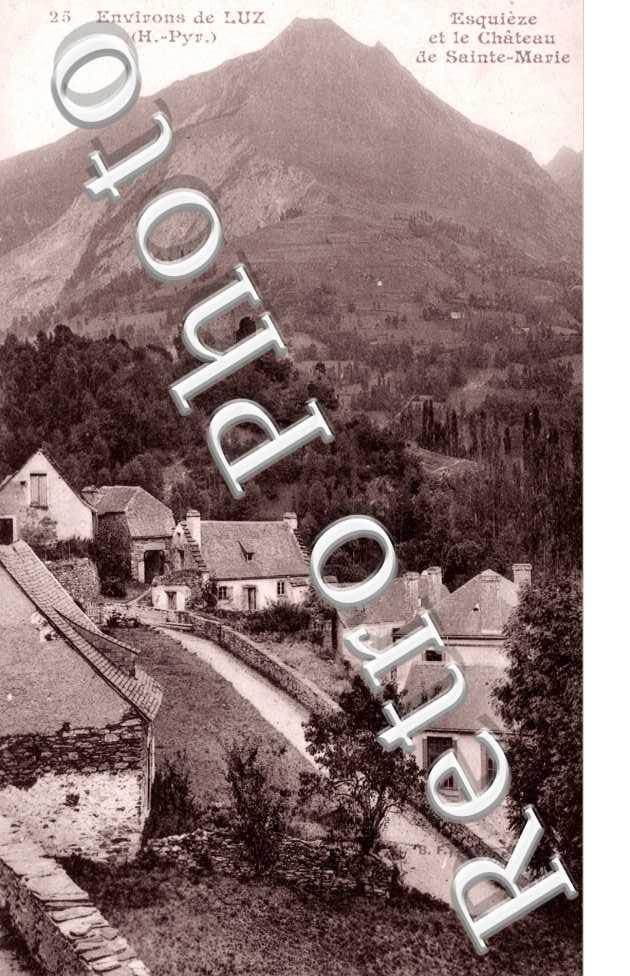 Esquieze et le Chateau de Sainte-Marie