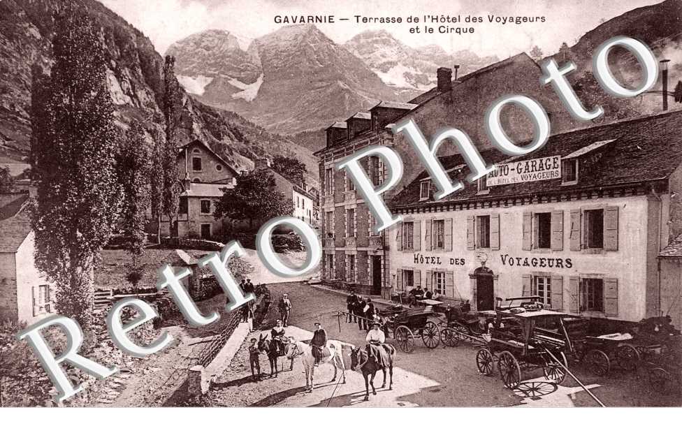 Terrasse de l'hotel des voyageurs et le cirque