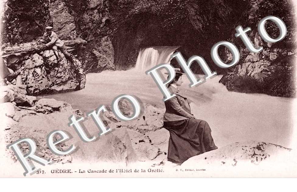 la cascade de l'hotel de la grotte