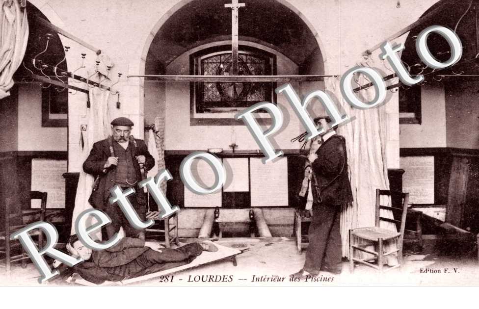 Interieur des Piscines