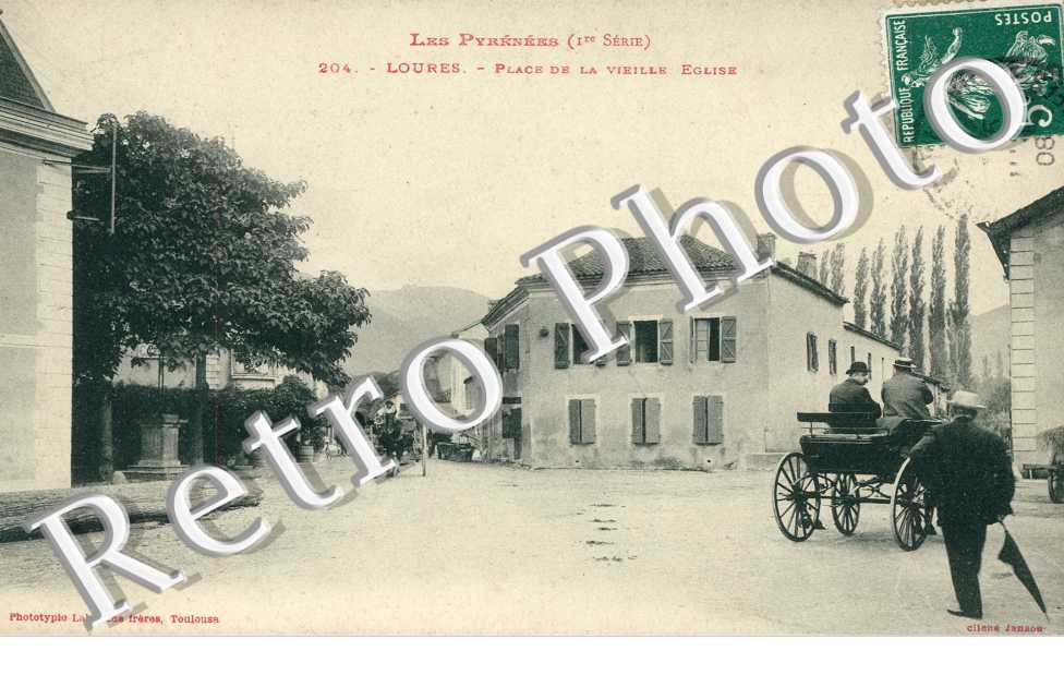 place de la vieille eglise