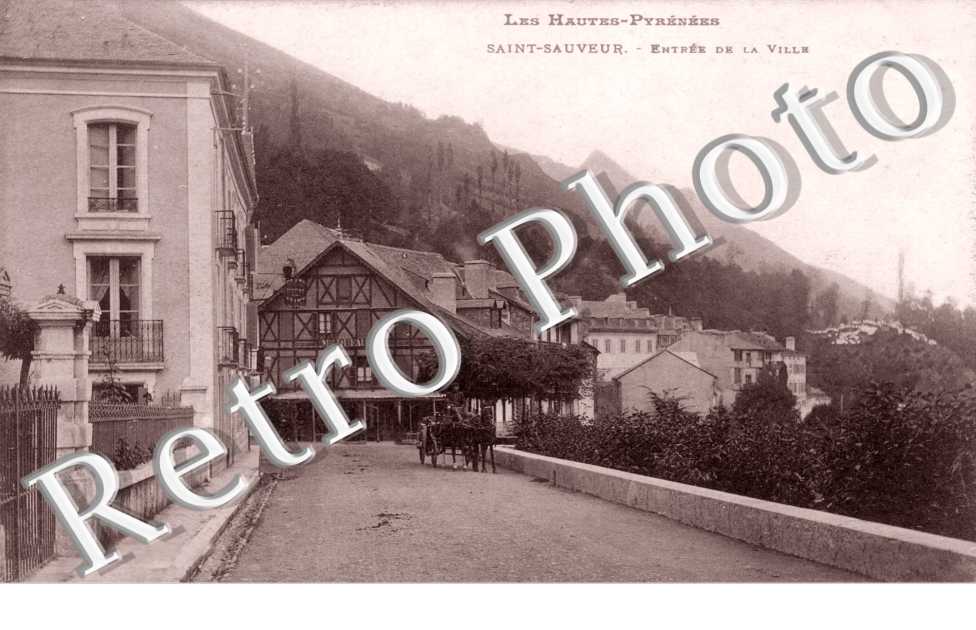 Saint Sauveur - Entree de la Ville