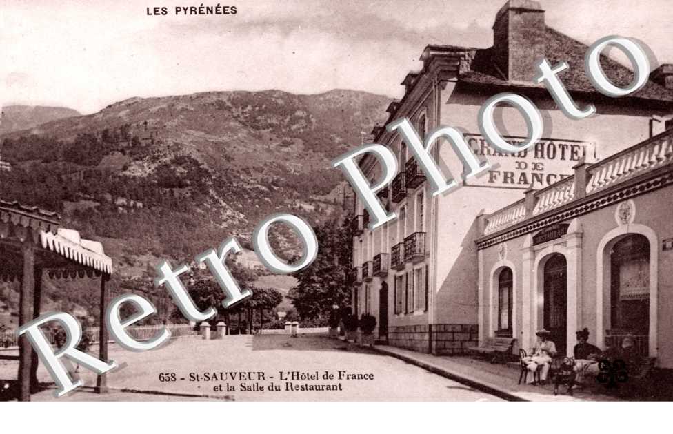 l'Hotel de France et la Salle du Restaurant