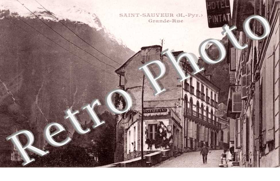 Saint Sauveur -  Grande rue