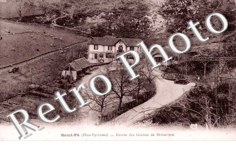 Entree des Grottes de Betharram