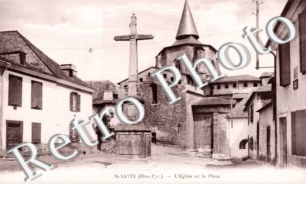 L'Eglise et la Place