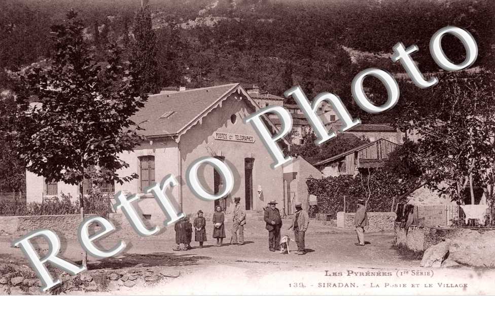 La poste et le village