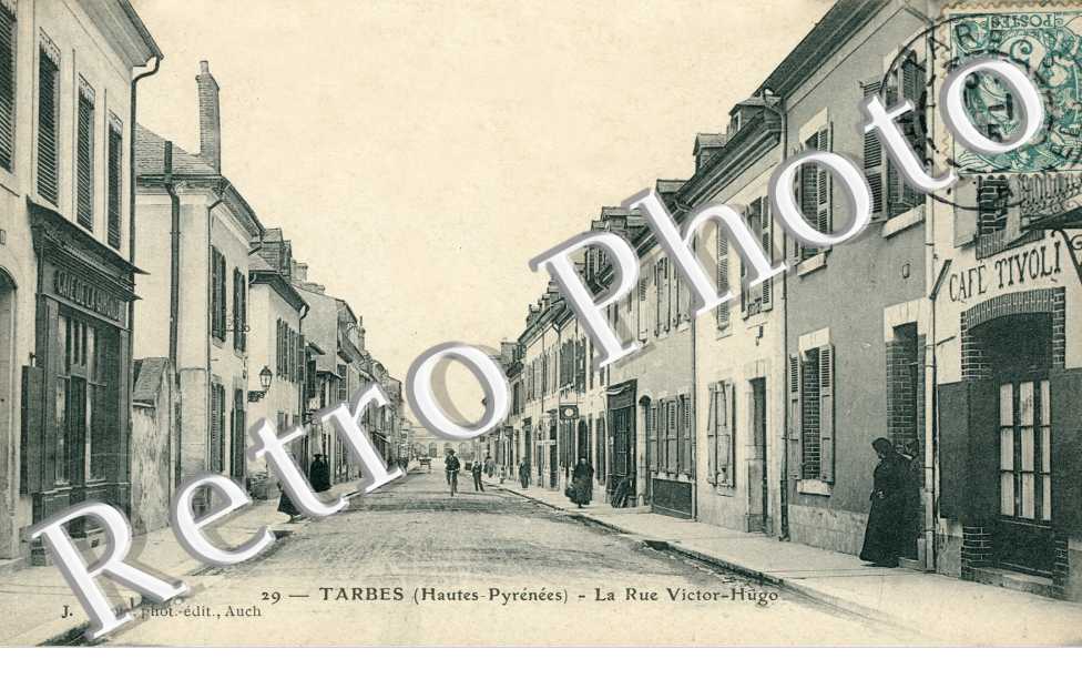 la Rue Victor-Hugo