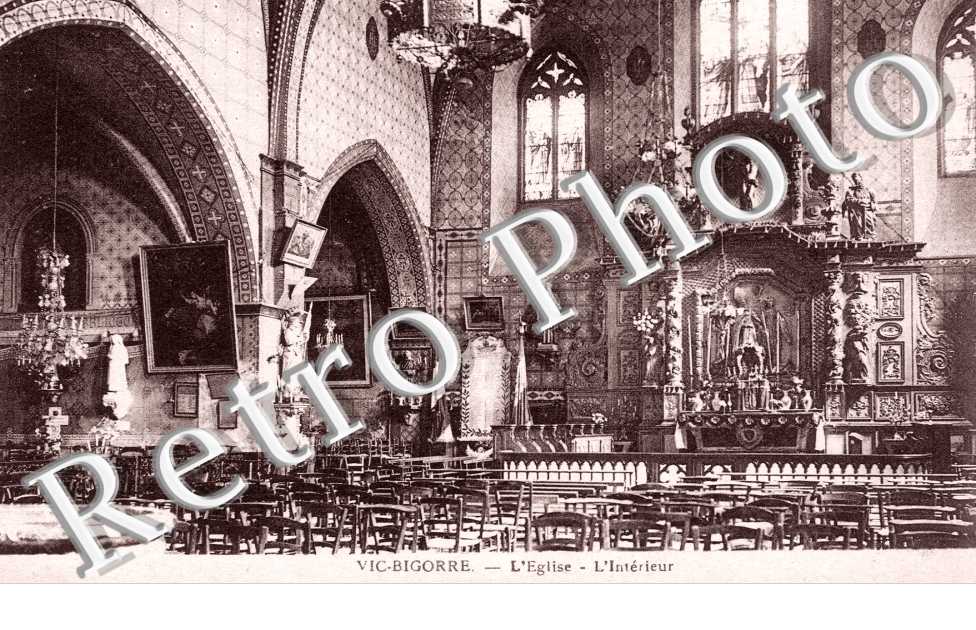 Interieur de l'eglise
