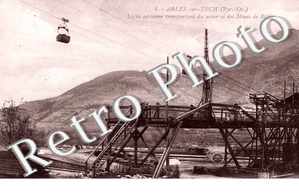 ligne aerienne transportant du minerai des mines de Batere