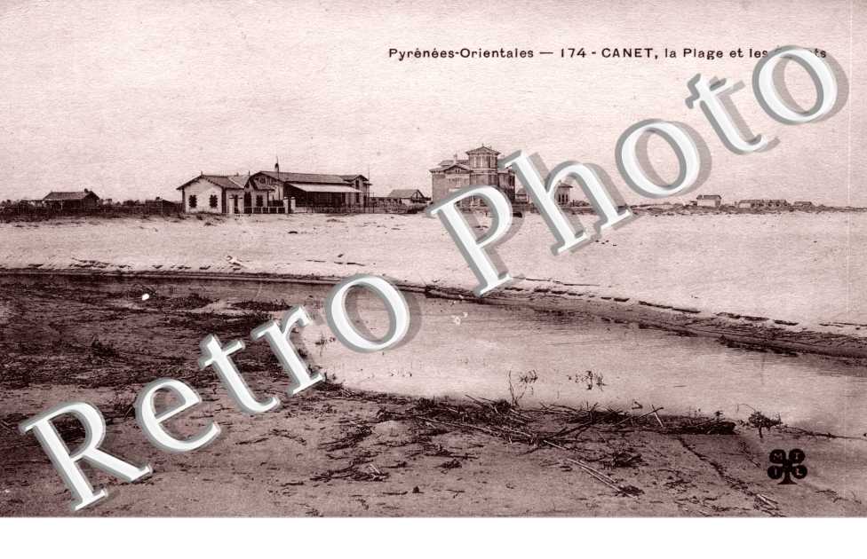 la plage et les chalets