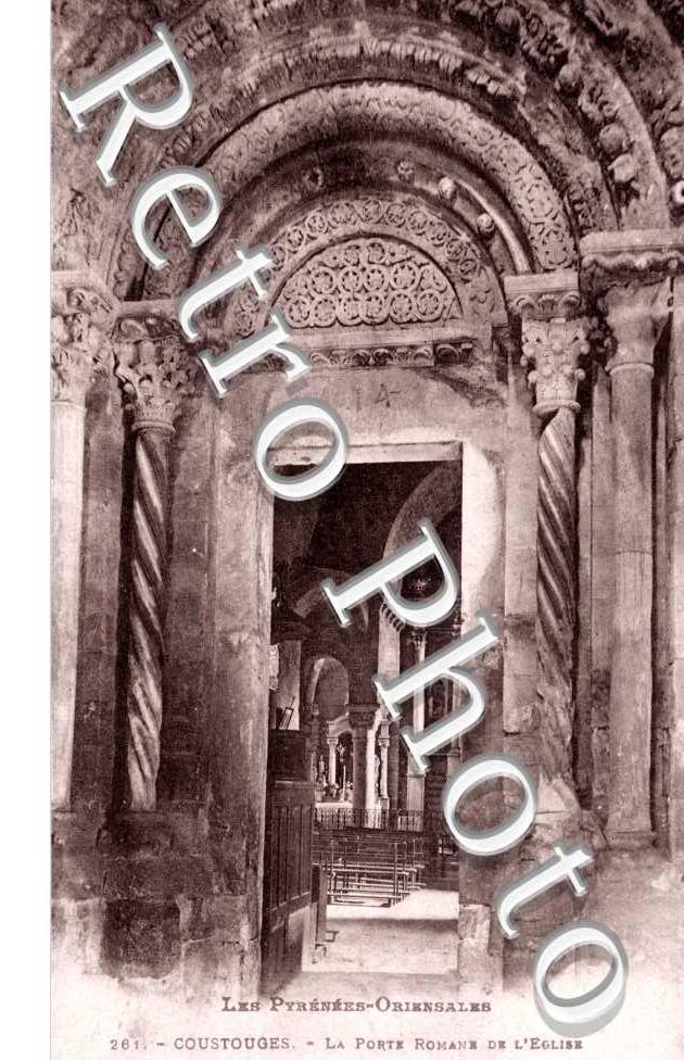 la porte romane de l'eglise