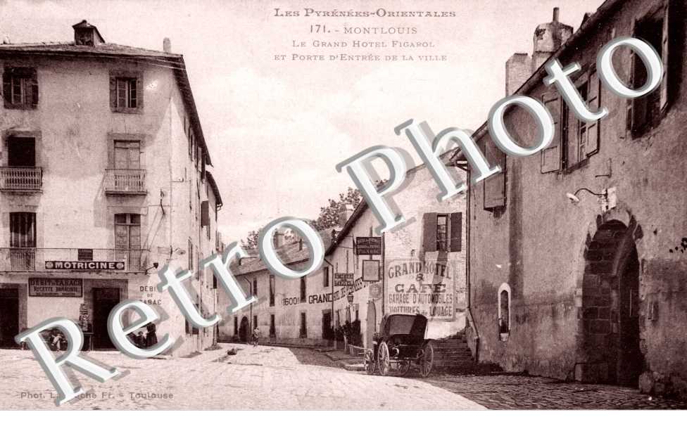 le grand hotel Figarol et porte d'entree de la ville