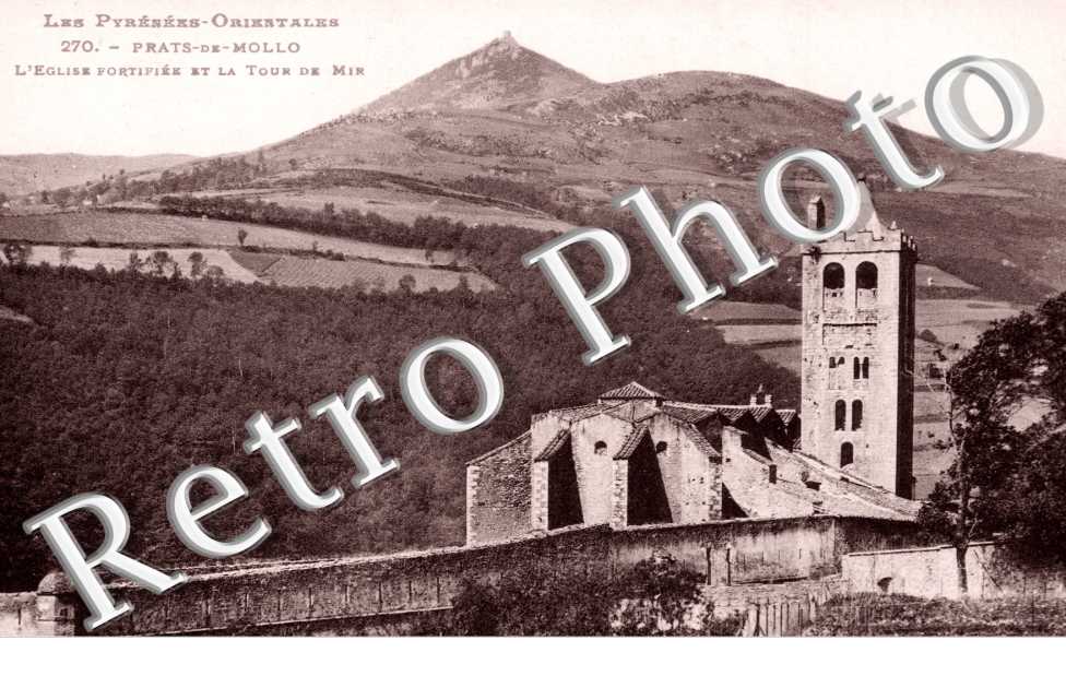 l'eglise fortifiee et la tour de Mir