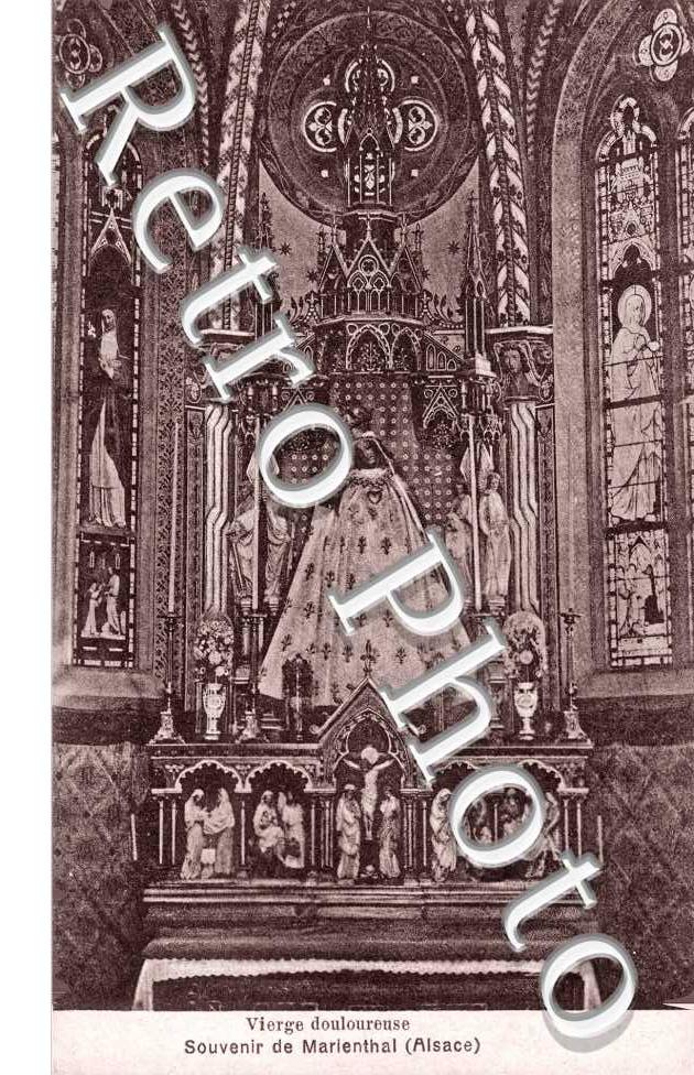 Interieur de l'eglise