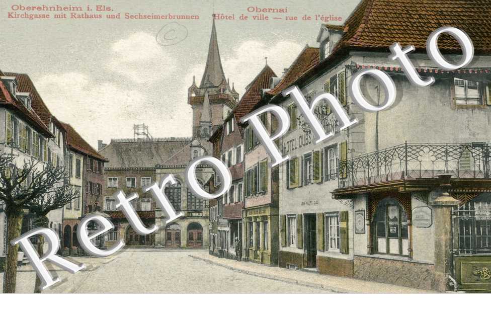 Kirchgasse mit Rathaus und Sechseimerbrunnen