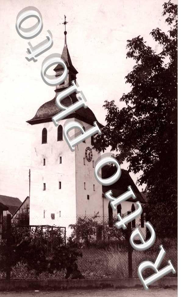 (l'Eglise)