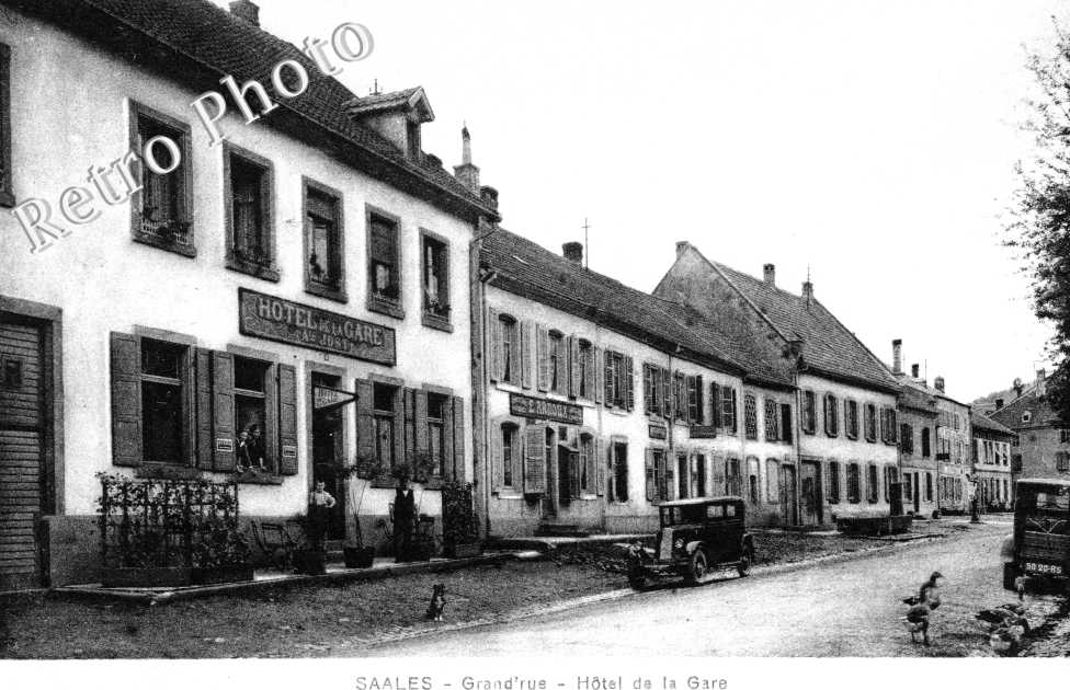 Grand'rue, hotel de la gare