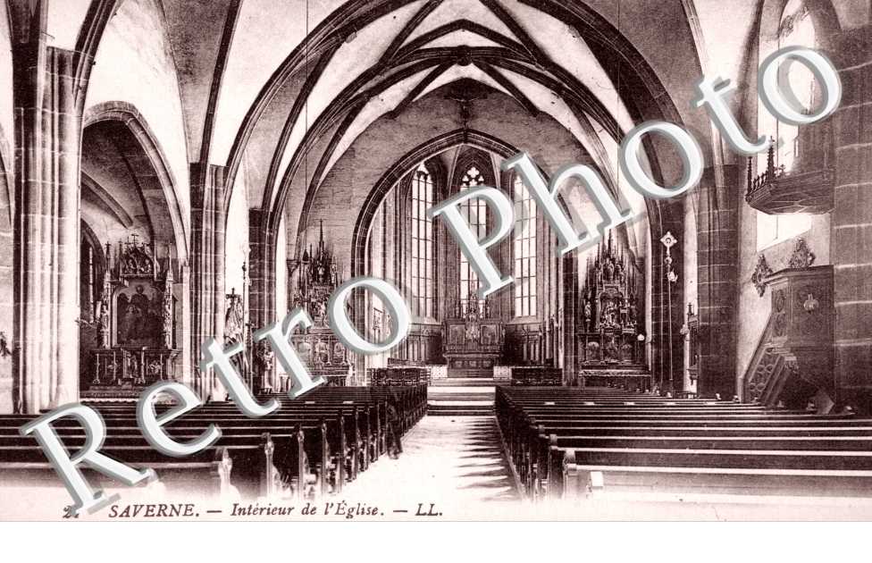 Interieur de l'eglise