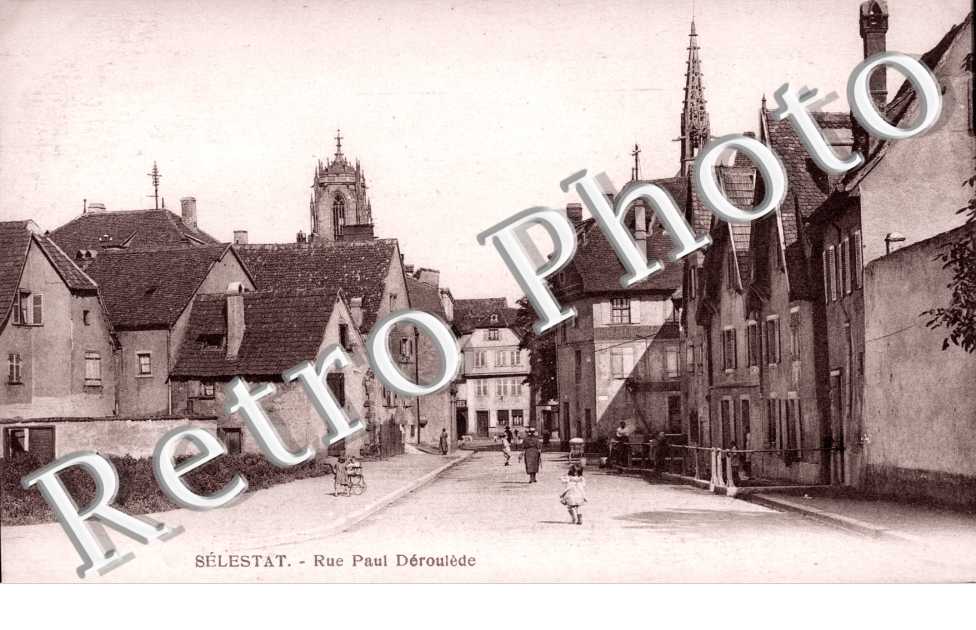 Rue Paul Deroulede