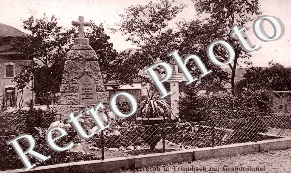 Kriegergrah mit Grahdenkmal