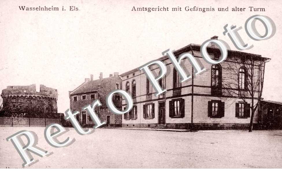 Amtsgericht mit Gefangnis und alter Turm
