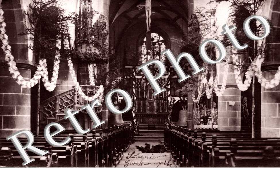 interieur de l'eglise