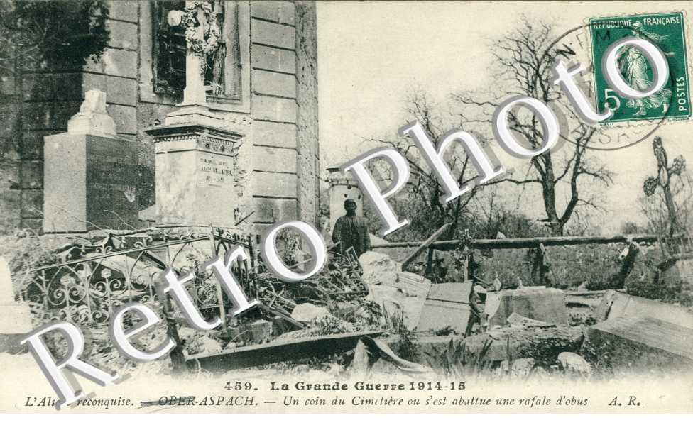 un coin du cimetiere ou s'est abattue une rafale d'obus