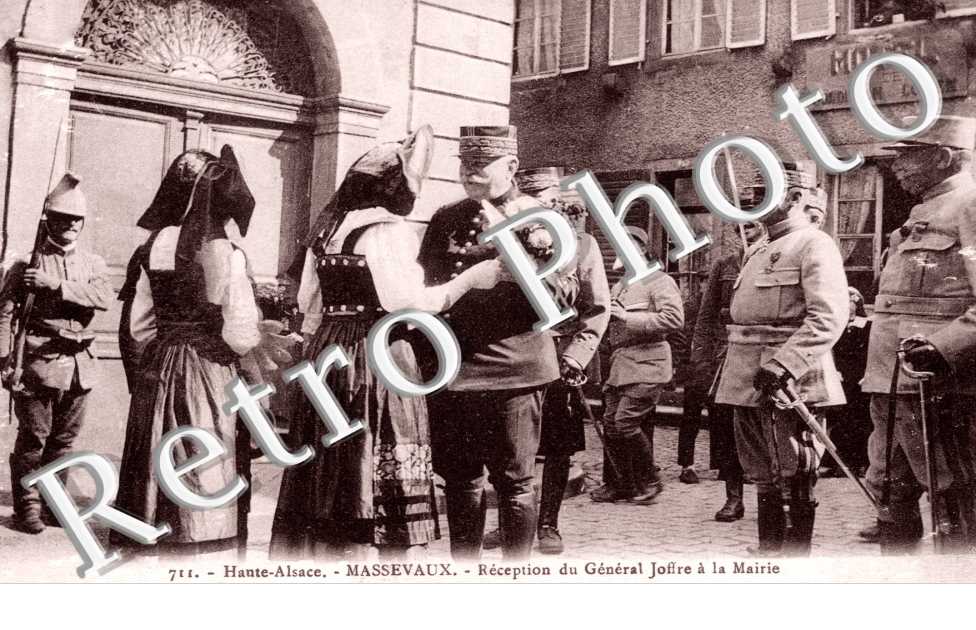 Reception du general Joffre a la mairie