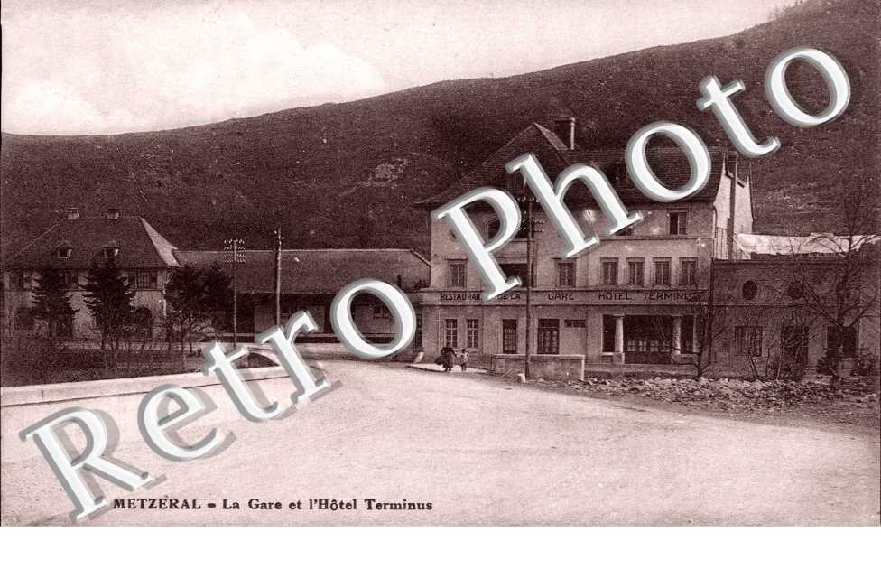 La gare et l'hotel terminus