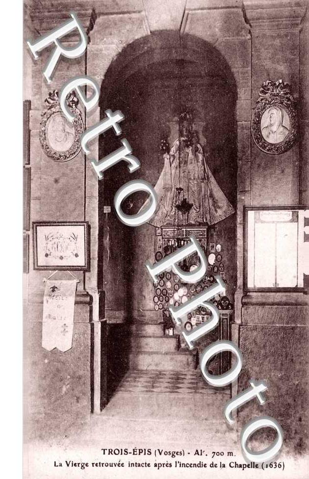 Interieur de l'eglise