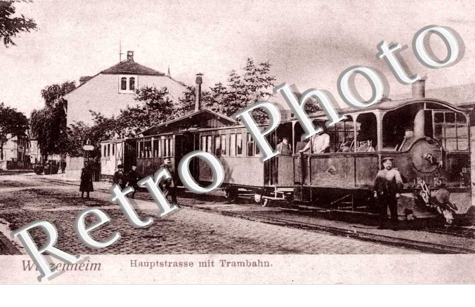 Hauptstrasse mit Tranbahn
