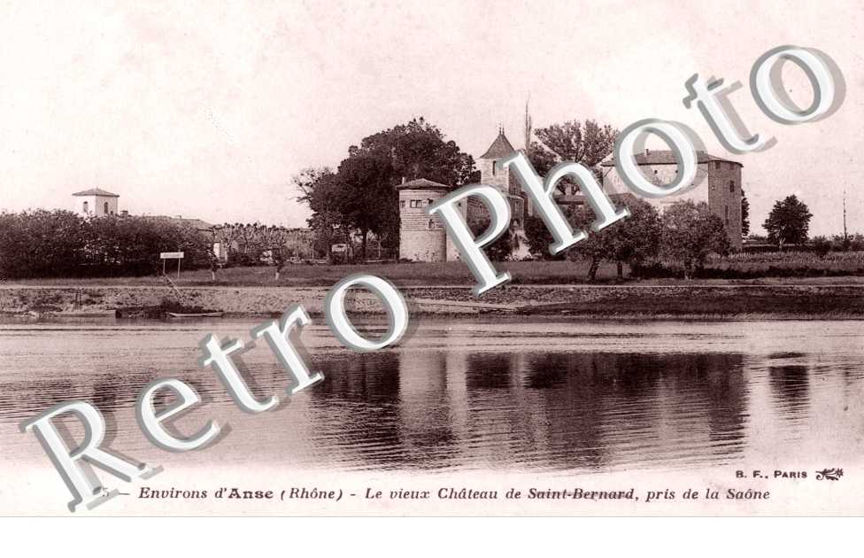 Le Vieux Chateau de Saint Bernard
