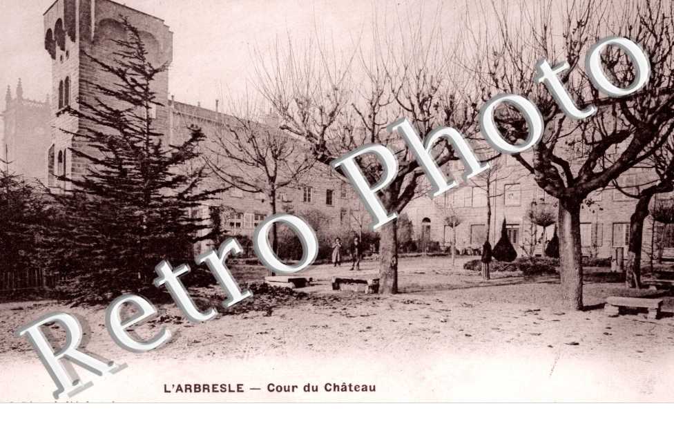 Cour du Chateau