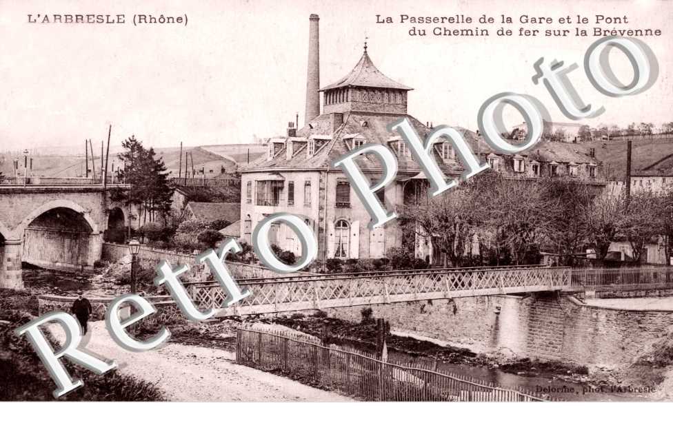 La Passerelle de la Gare et le Pont du Chemin de Fer