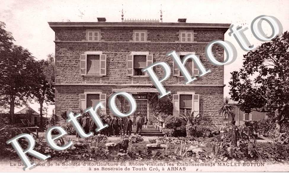 La Delegation de la Societe d'Horiculture du Rhone visitant les Etablissements Maclet-Botton